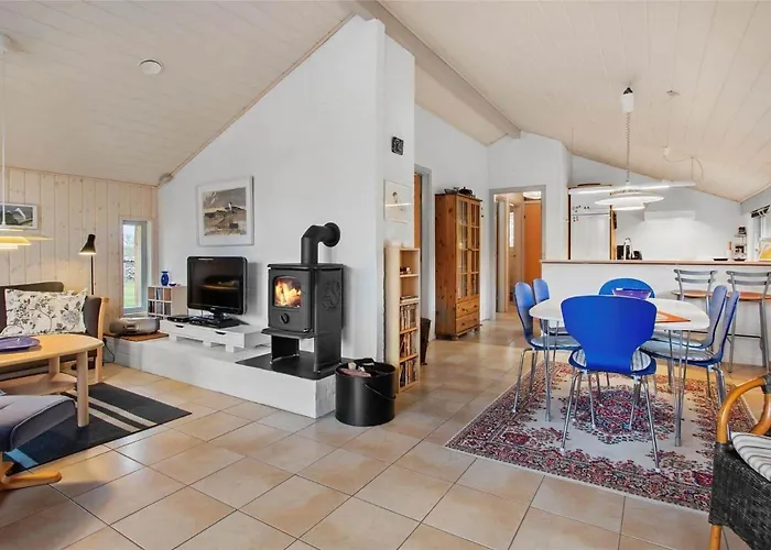 Holiday home Tv1222-bindslev-lucernevej-4 *